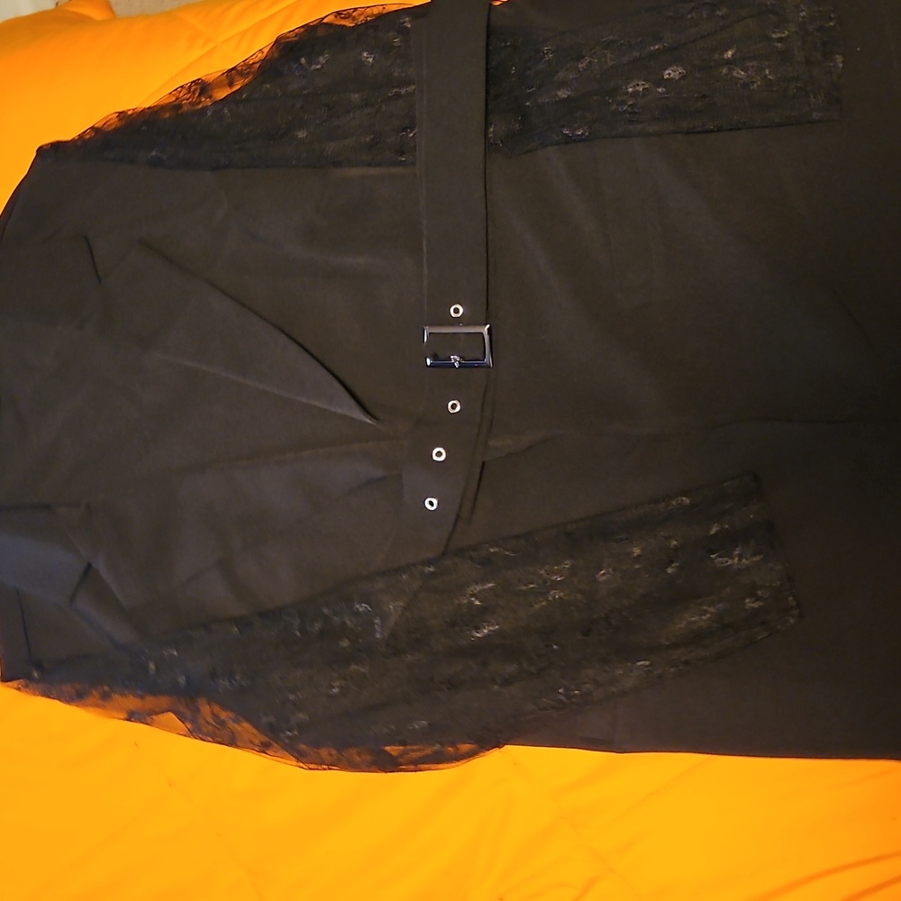 Elegant Black Lace Sleeve Women's Jacket